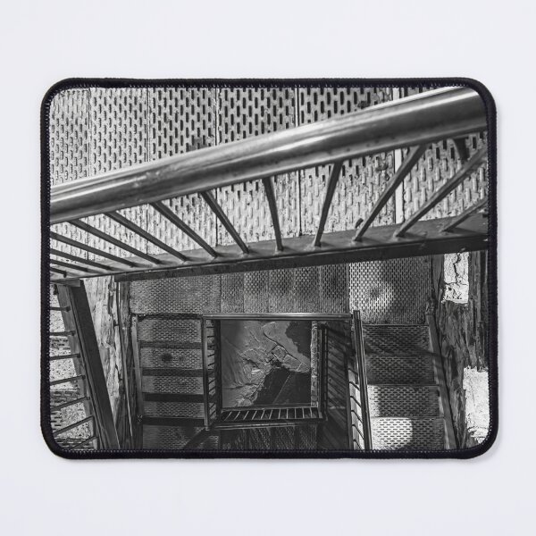 Artikelvorschau, Urbex-Treppe entworfen und verkauft von seven11photos.