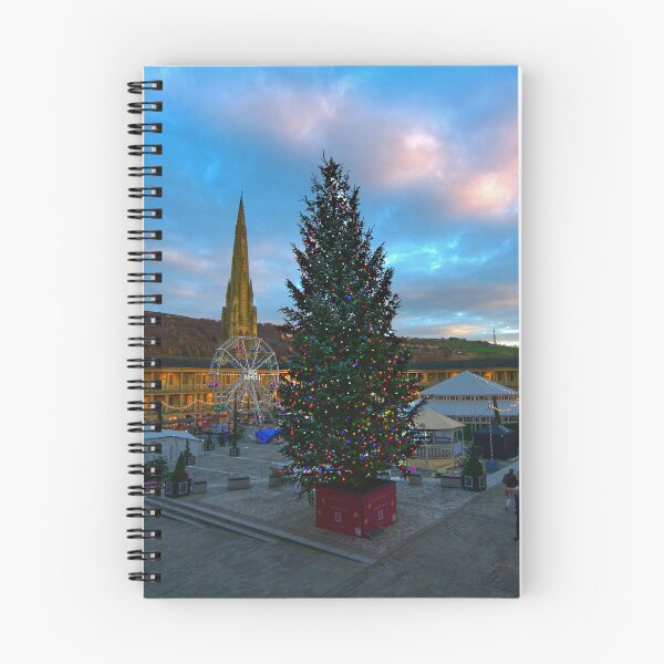 Artikelvorschau, Halifax Piece Hall zu Weihnachten entworfen und verkauft von Alisonchambers2.