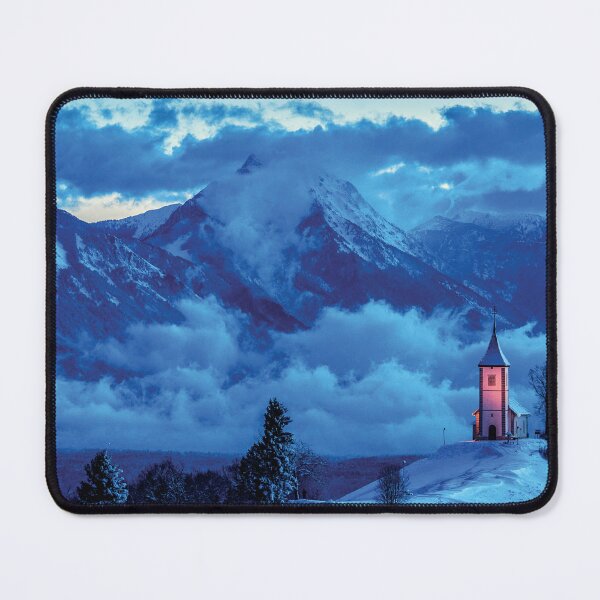 Artikelvorschau, Winterlandschaft entworfen und verkauft von sendalunar.