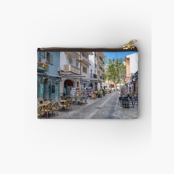 Artikelvorschau, Puerto Pollensa Mallorca Straße zum Platz entworfen und verkauft von GG WALL ART.