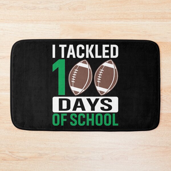 Artikelvorschau, Ich habe 100 Days Of School Football Student-Kid in Angriff genommen entworfen und verkauft von Smix Pixels.
