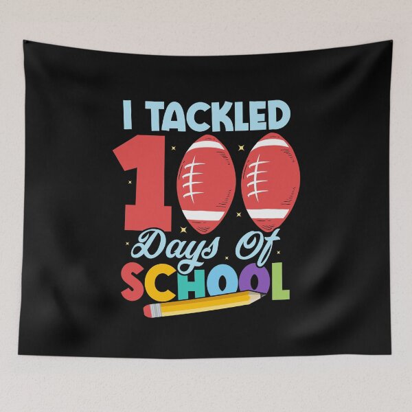 Artikelvorschau, Ich habe 100 Days Of School Football Student-Kid in Angriff genommen entworfen und verkauft von Smix Pixels.