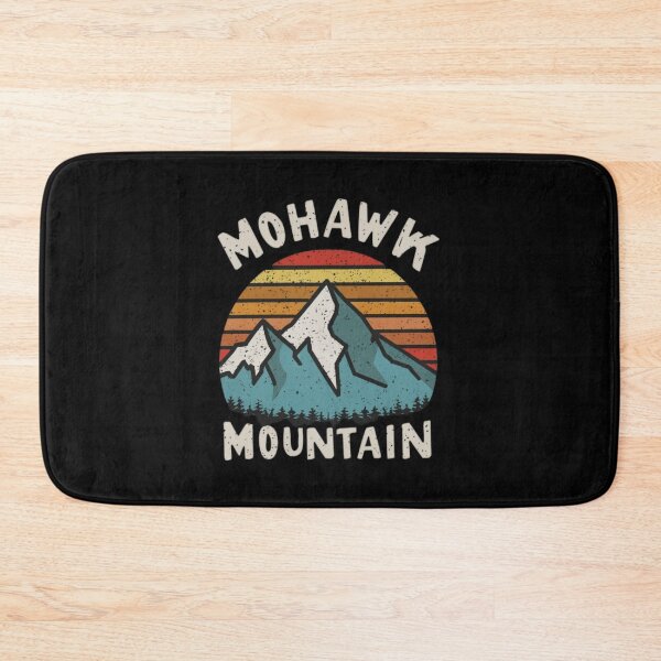 Artikelvorschau, Mohawk Mountain – Connecticut entworfen und verkauft von GroovyDino.