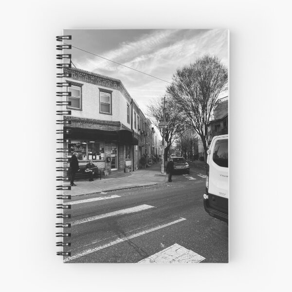 Artikelvorschau, Schwarz-Weiß-Foto von Gerritt St. South Philadelphia entworfen und verkauft von Goatdeck.