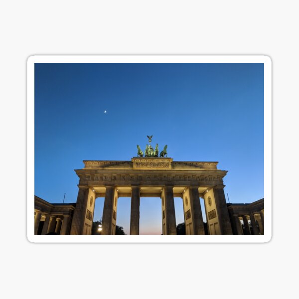 Artikel-Vorschau von  Brandenburger Tor - Berlin bei Nacht - Deutschland, designt und verkauft von DivineDZNs.