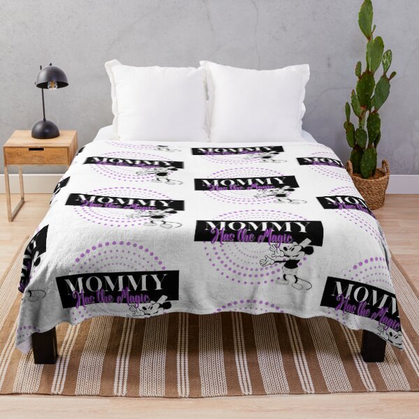 Artikelvorschau, Steamboat Willie Mouse Public Domain Mommy Tee entworfen und verkauft von JustaGurli.