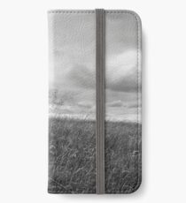 Lonely Tree iPhone Wallet/Case/Skin