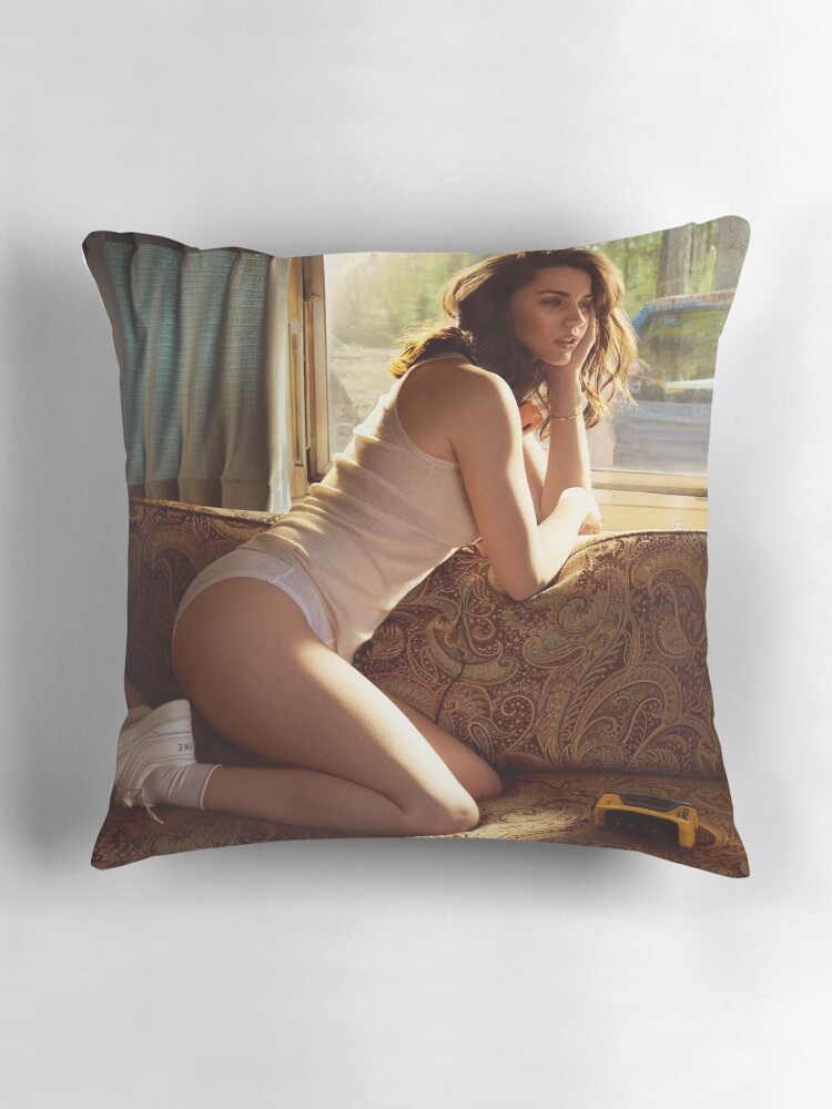 ana de armas sexy lingerie Ana De Armas Blonde Sexy Posing In Top With No Bra 8x10 Photo Print main image 0