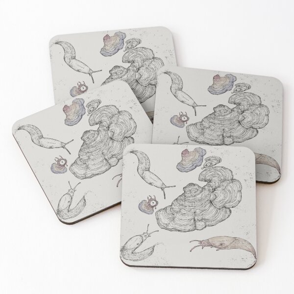 Aperçu de l'œuvre Limaces et champignons - Dessin au trait créée et vendue par woodenpencilbox.