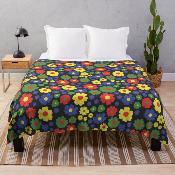 Artikelvorschau, GROOVY RETRO FLOWER POWER GIRLY 70ER UND 60ER JAHRE STIL GRUNDFARBE SCHWARZ entworfen und verkauft von blomastudios.