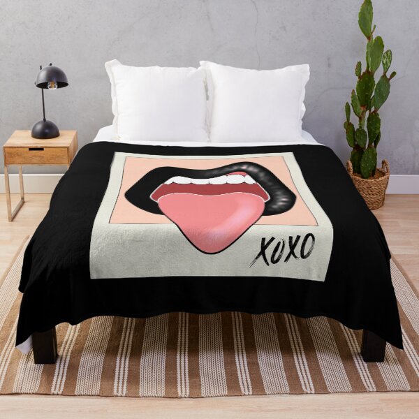 Artikelvorschau, Snapshot XOXO Black Vinyl Lips Zunge ragt heraus entworfen und verkauft von ObsidianDaz.