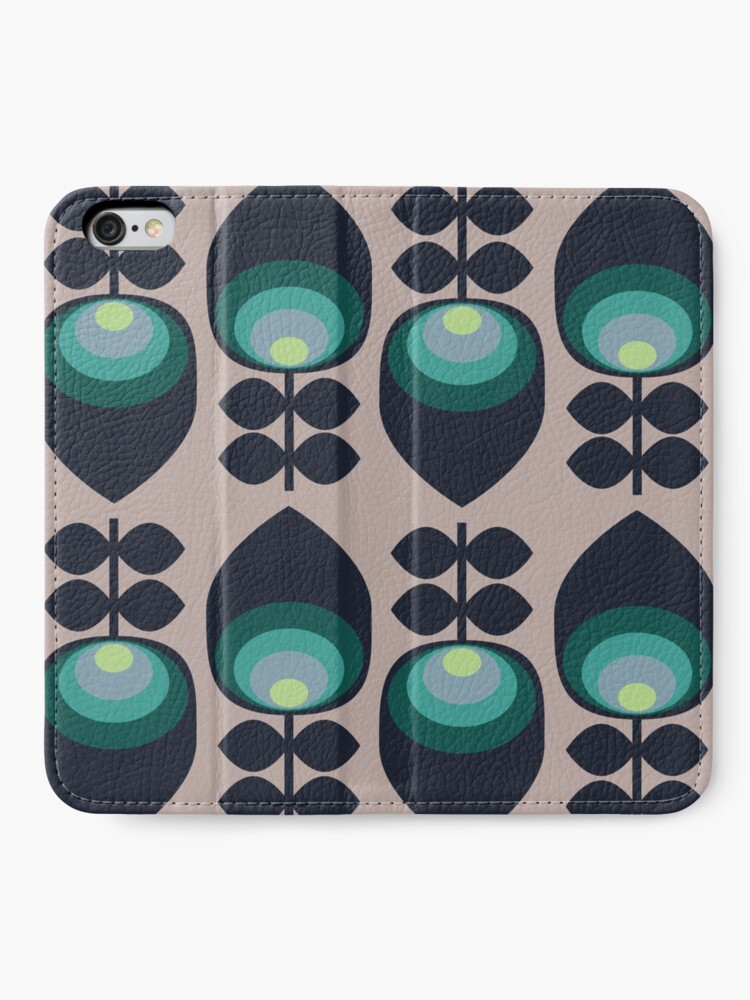 Alternate view of Hoodwinked iPhone Wallet