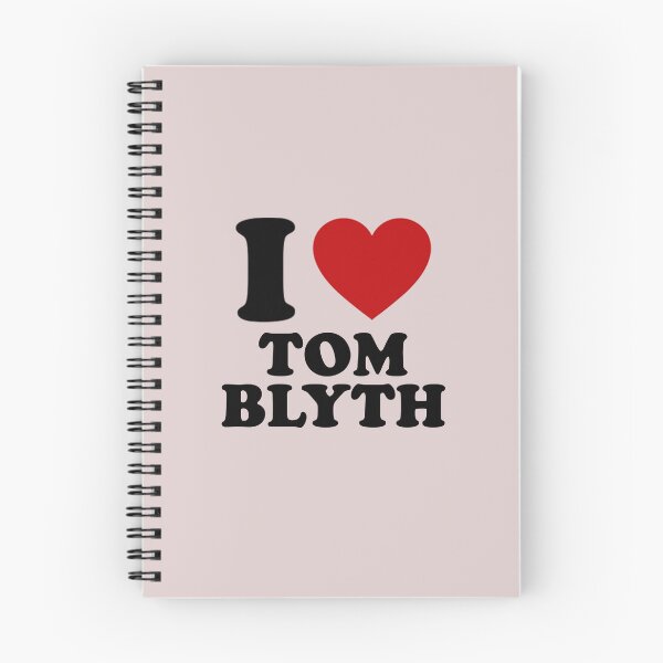 Artikelvorschau, Ich liebe Tom Blyth entworfen und verkauft von carlalovespharb.