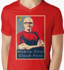 Camiseta de cuello en V Cartel de la primera calle de Satya Mobile First Cloud