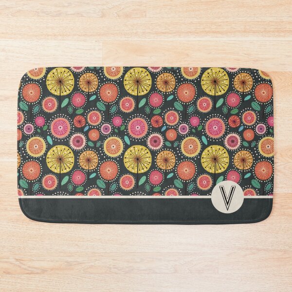 Aperçu de l'œuvre Motif floral lettre V, monogramme floral Boho créée et vendue par JinJinYoon.