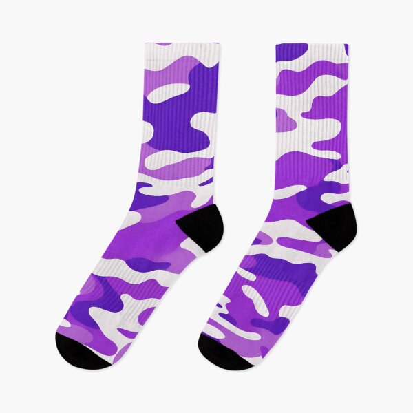 Artikelvorschau, Lila Camouflage-Druck entworfen und verkauft von TheCamoShop.