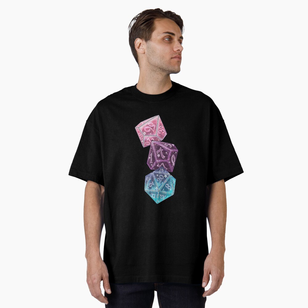 Aperçu de l'œuvre T-shirt oversize créée et vendue par WrittenGriffin.