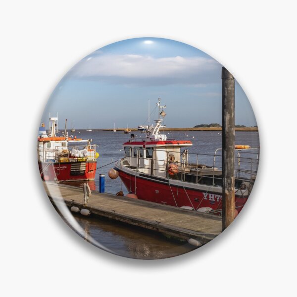 Artikelvorschau, Kommerzielle Fischerboote im Hafen entworfen und verkauft von yackers1.
