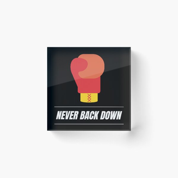Artikelvorschau, Never Back Downboxing-Statement, Motivation entworfen und verkauft von FluxAuraTees.