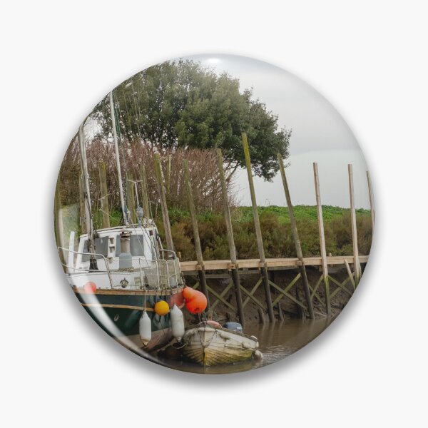 Artikelvorschau, Boot im Hafen von Blakeney, North Norfolk entworfen und verkauft von yackers1.