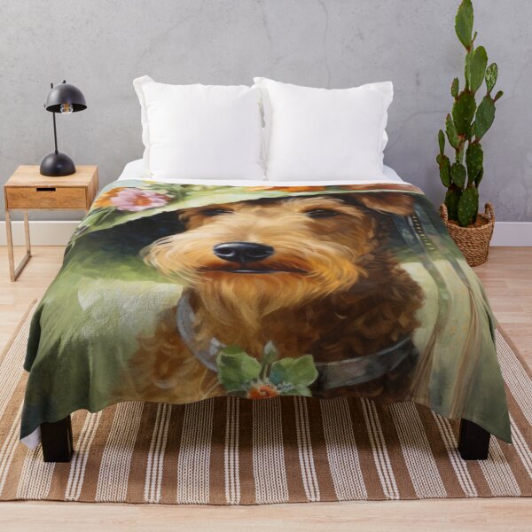 Artikelvorschau, Airedale Terrier Lady mit Blumen Hut Hunde Kunst im alten Retro Vintage entworfen und verkauft von WallyPink.