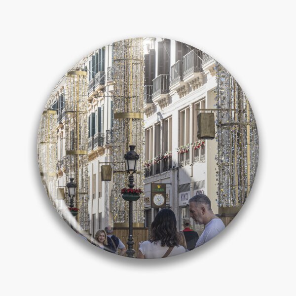 Artikelvorschau, Wunderschöne Dekorationen in Malaga entworfen und verkauft von Marylou Badeaux.