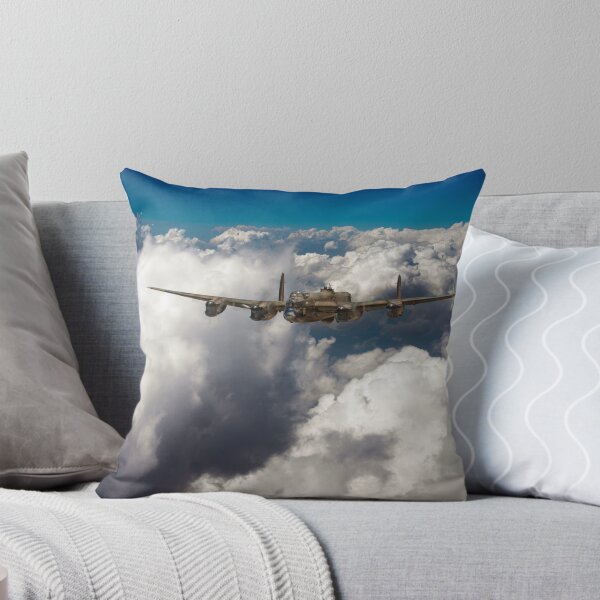 Artikelvorschau, Avro Lancaster über Wolken entworfen und verkauft von Flight Artworks.