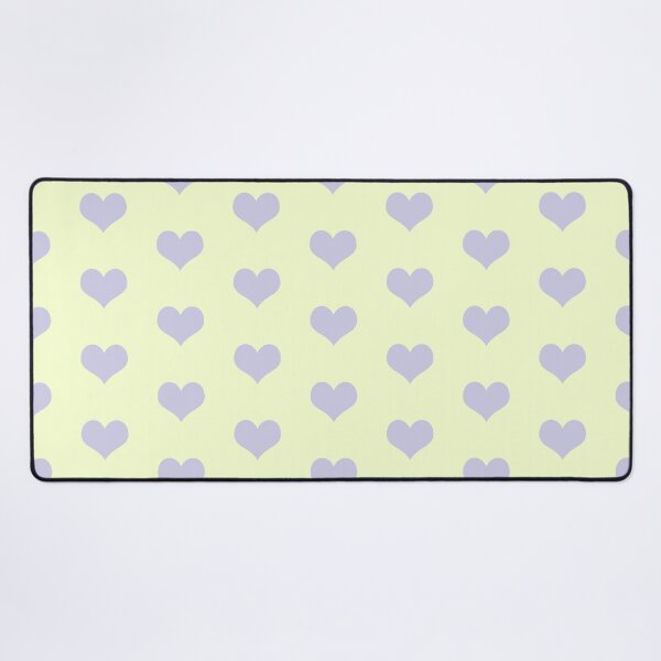 Aperçu de l'œuvre coeur violet fond jaune créée et vendue par Yesshellojess.