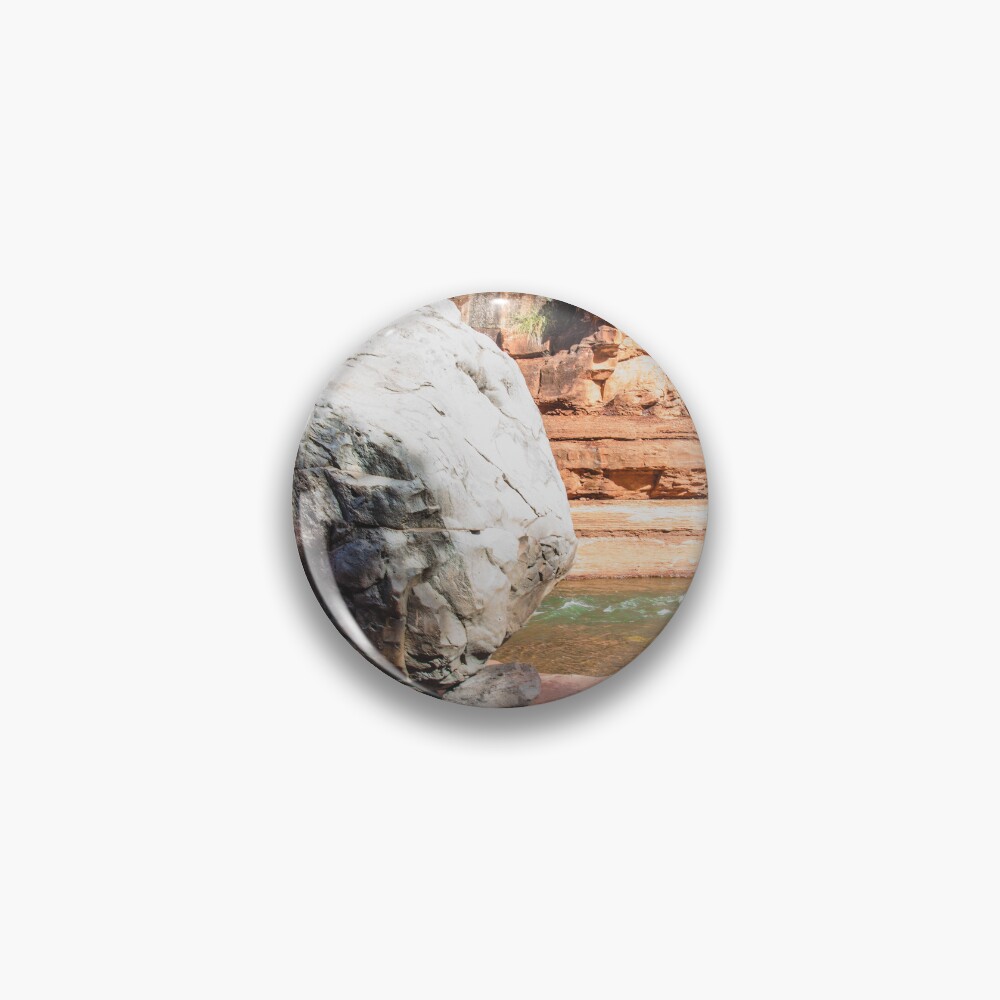 Vista previa del artículo con la obra «Chapa», diseñado y vendido por PrairiePPhoto.