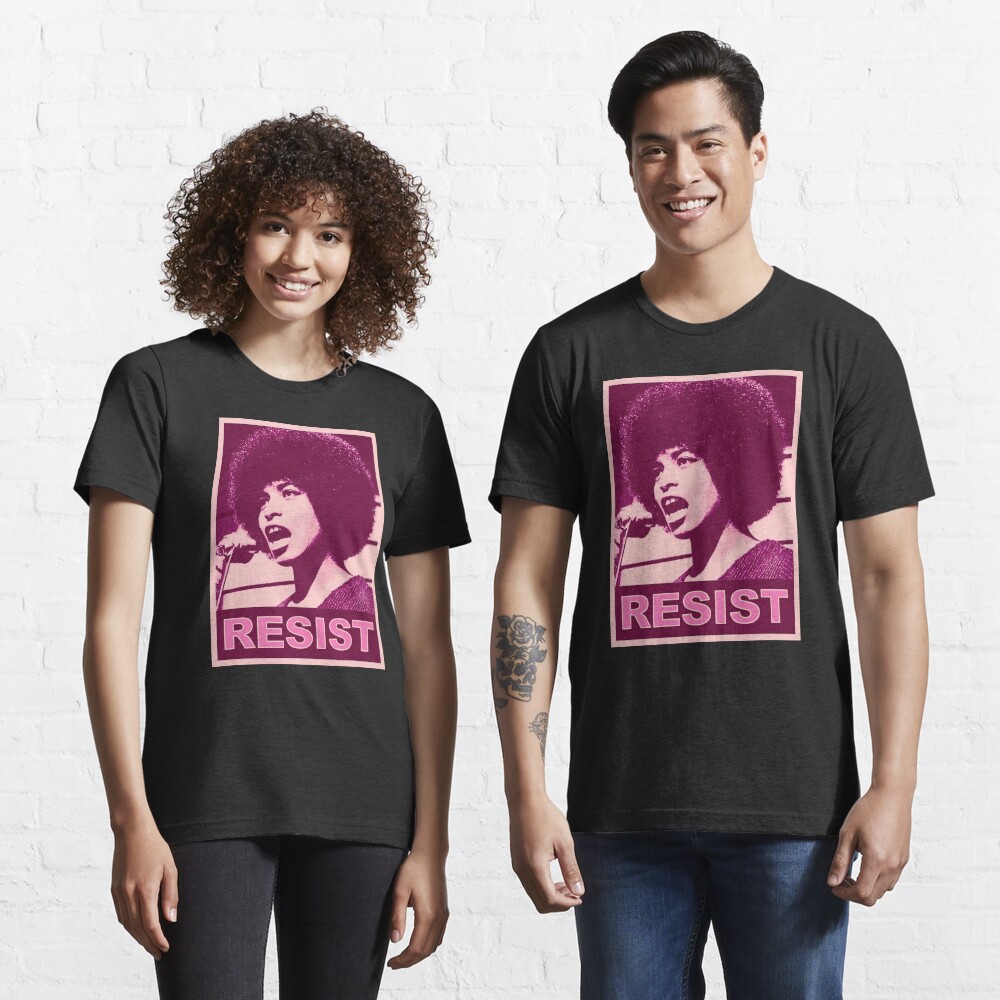 Vista previa del artículo con la obra «Camiseta esencial», diseñado y vendido por Thelittlelord.