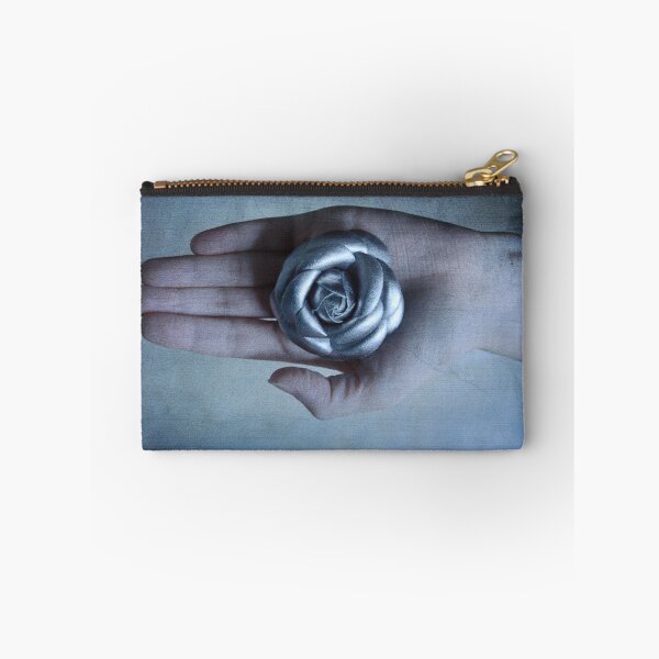 Item preview, silver rose designed and sold by Proyecto Insólito.