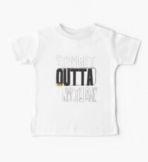Straight Outta Die Strafbank Baby T-Shirt