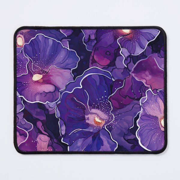 Aperçu de l'œuvre ALLURE MYSTIQUE : DES FLEURS VIOLET PROFOND DÉVOILE LES SECRETS DE LA NATURE_2 créée et vendue par BorczVisuals.