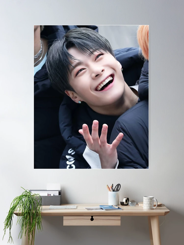 Cute smile on Astro moonbin