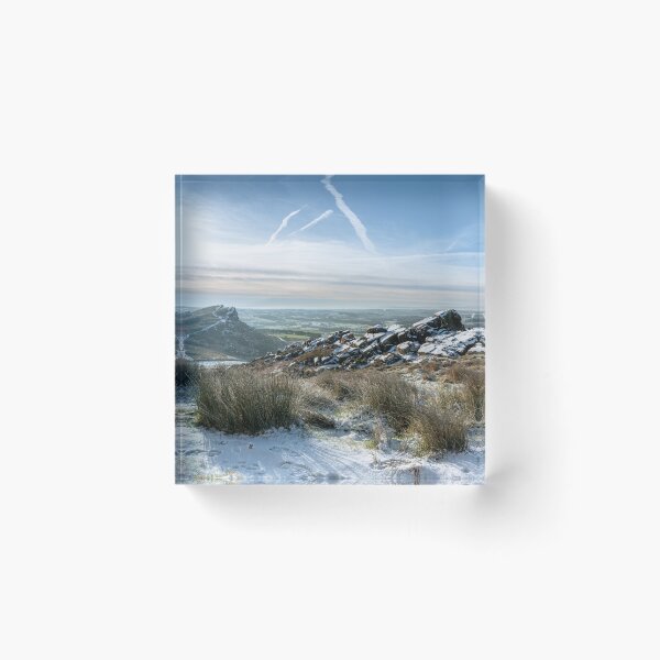 Artikelvorschau, Eine ländliche Winterlandschaftsszene im Peak District. entworfen und verkauft von RobThorley.
