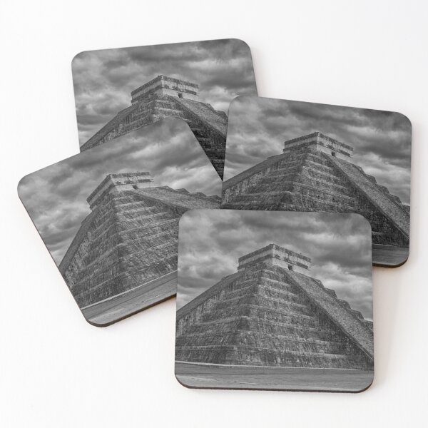 Artikelvorschau, Pyramide von Chichén Itzá entworfen und verkauft von Nigel Fletcher-Jones.