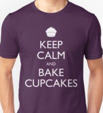 Keep Calm and Bake Cupcakes Unisex T-Shirt