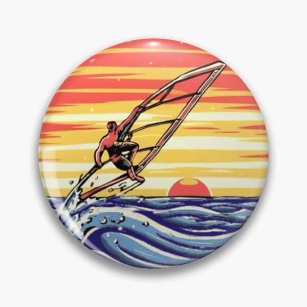 Artikelvorschau, Windsurfer im Sonnenuntergang entworfen und verkauft von MyTshirtArt.