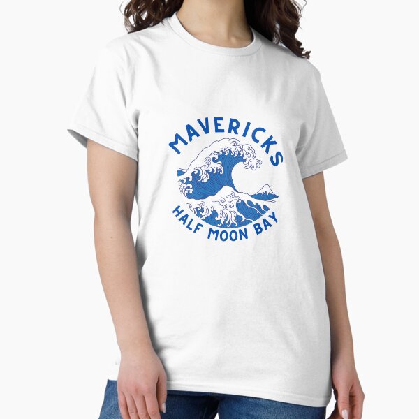 Mavericks Half Moon Bay California Surfing Classic T-Shirt
