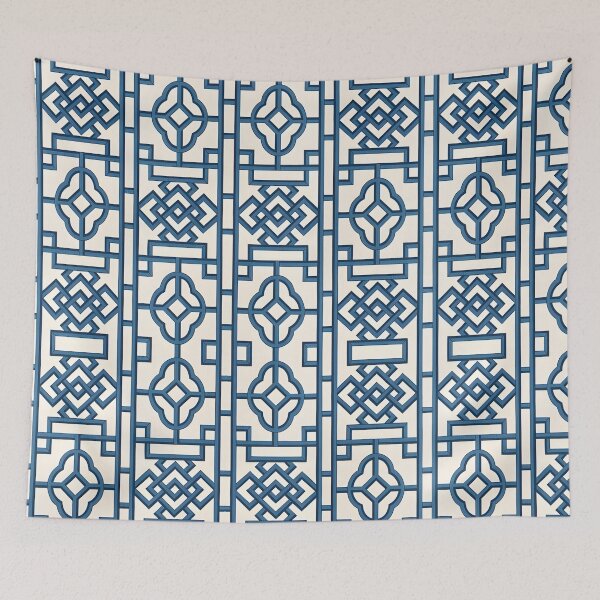 Artikelvorschau, Preppy Chinoiserie-Gitter in Marineblau und Weiß entworfen und verkauft von SophieClimaArt.