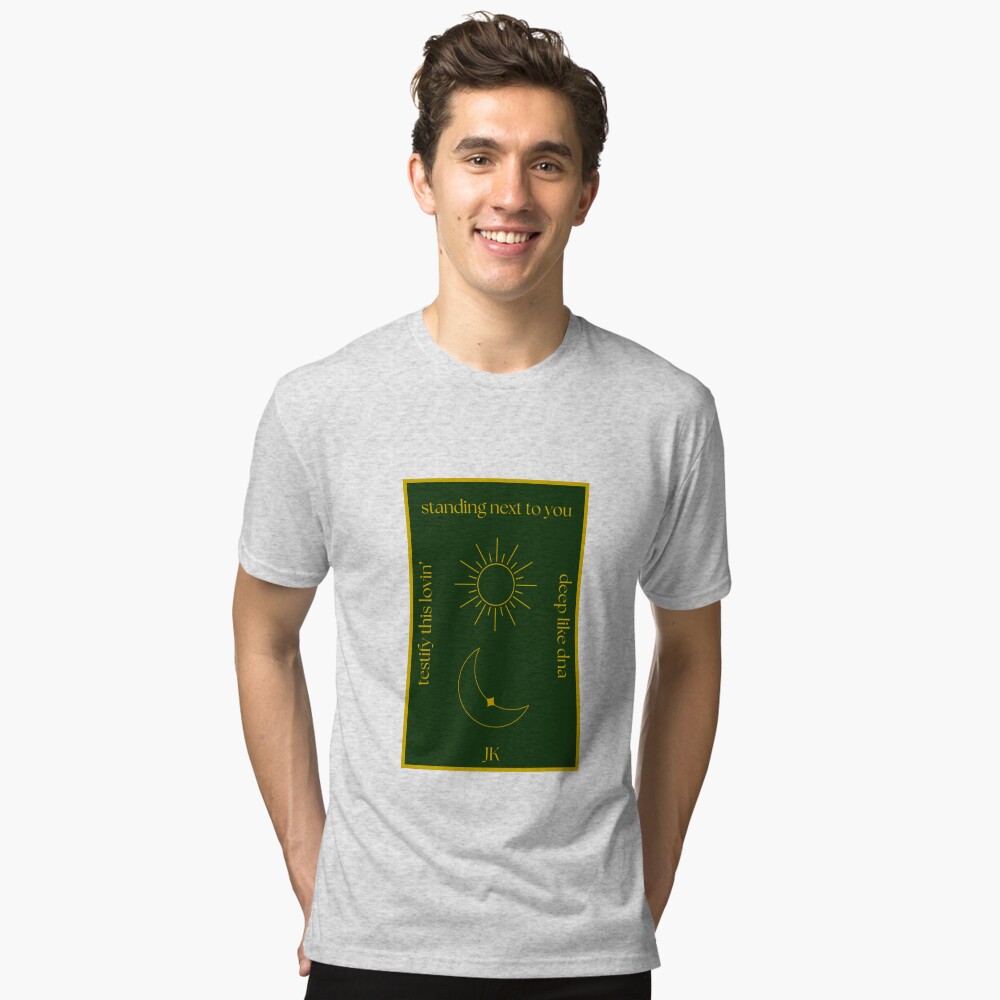 Artikel-Vorschau von Vintage T-Shirt, designt und verkauft von birdie143.