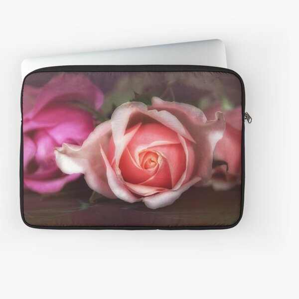 Three roses Laptop Sleeve