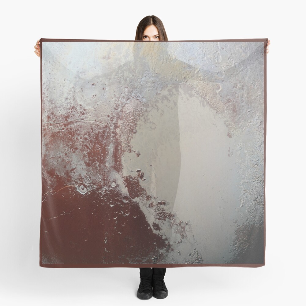 Pluto Scarf