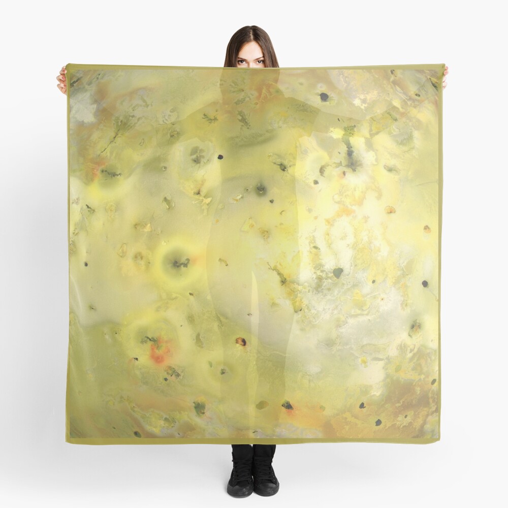 Io Scarf