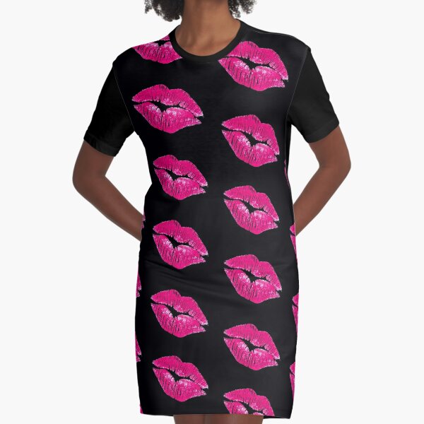 pink lips dress