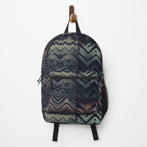 Artikelvorschau, Dunkelgrünes und braunes Herringbone-Grunge-Patchwork-Muster entworfen und verkauft von SamJanner.