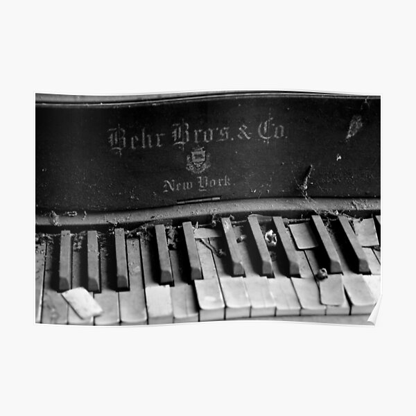 Old Piano Poster