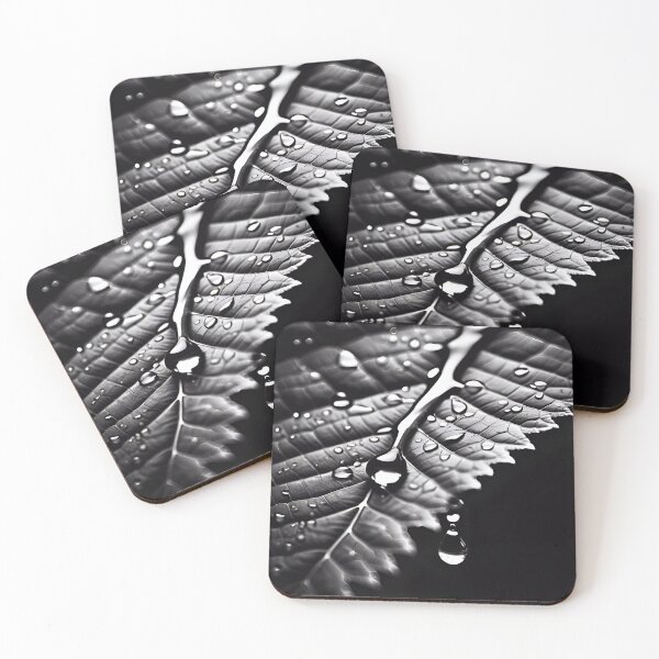 Artikelvorschau, Abstract Black And White Leaf Pattern entworfen und verkauft von TheArtOfPat.