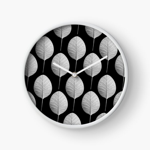 Spiel mit Blättern, Leichtigkeit und Geometrie Uhr