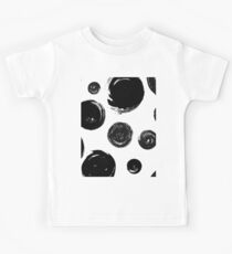 Black grunge hand-drawn round spots Kids Tee